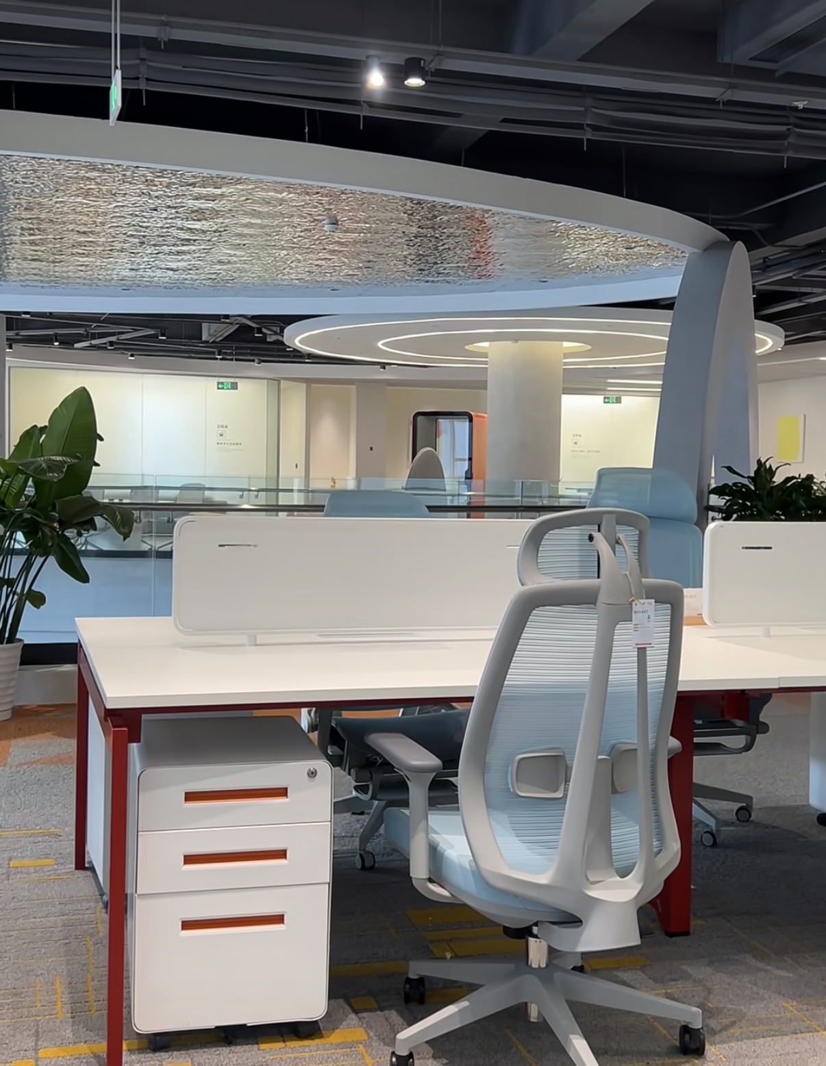 打工人的续命工位长这样！